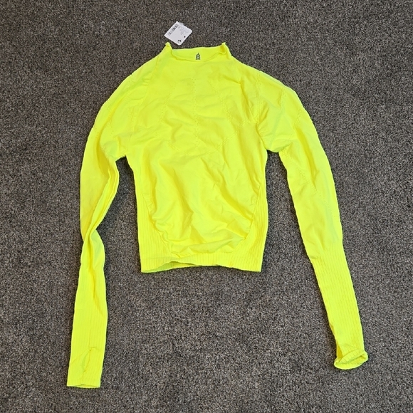 NWT Free People Karma Layer Neon Yellow Women's Crop Top highlighter  Sz XS/S - Picture 3 of 11